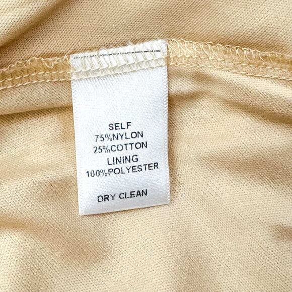 Soprano White Lace Overlay Sleeveless Sheath Dress - Small - Picture 9 of 9